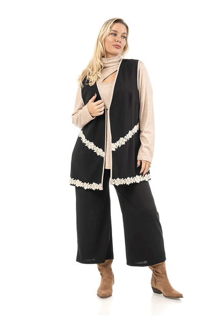 Γιλέκο σε ελαστικό ύφασμα με διχρωμίες